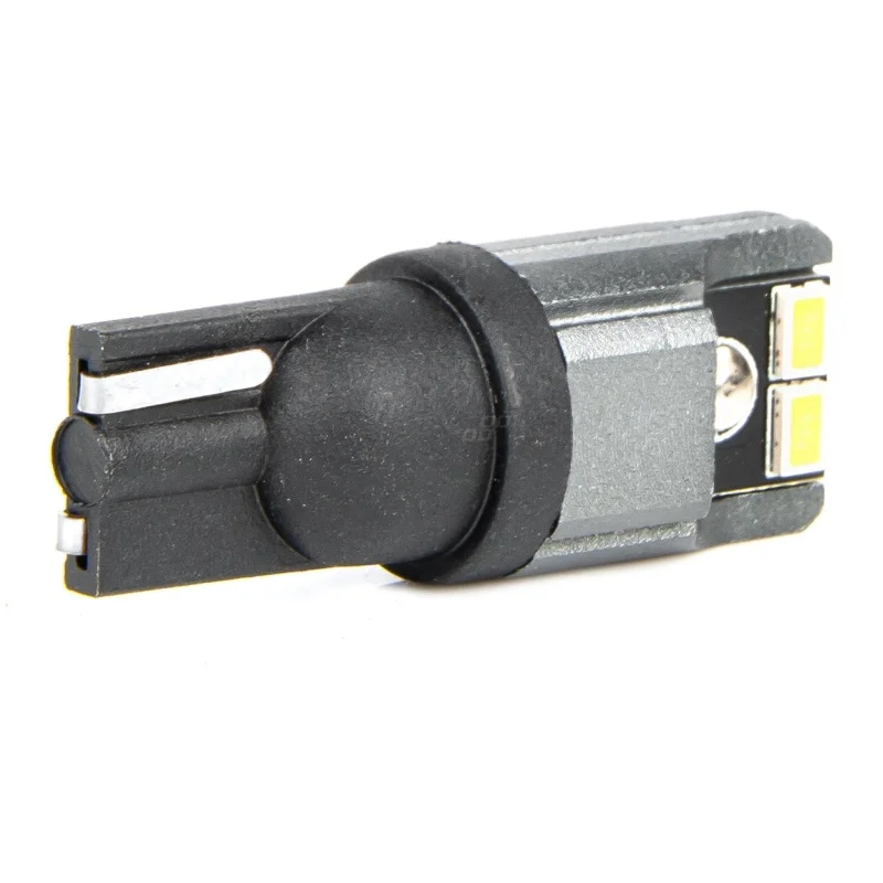 Żarówka W5W T10 12V/24V 4xLED SMD3020 CANBUS PRO biała AMIO (2szt.) — ujęcie 4