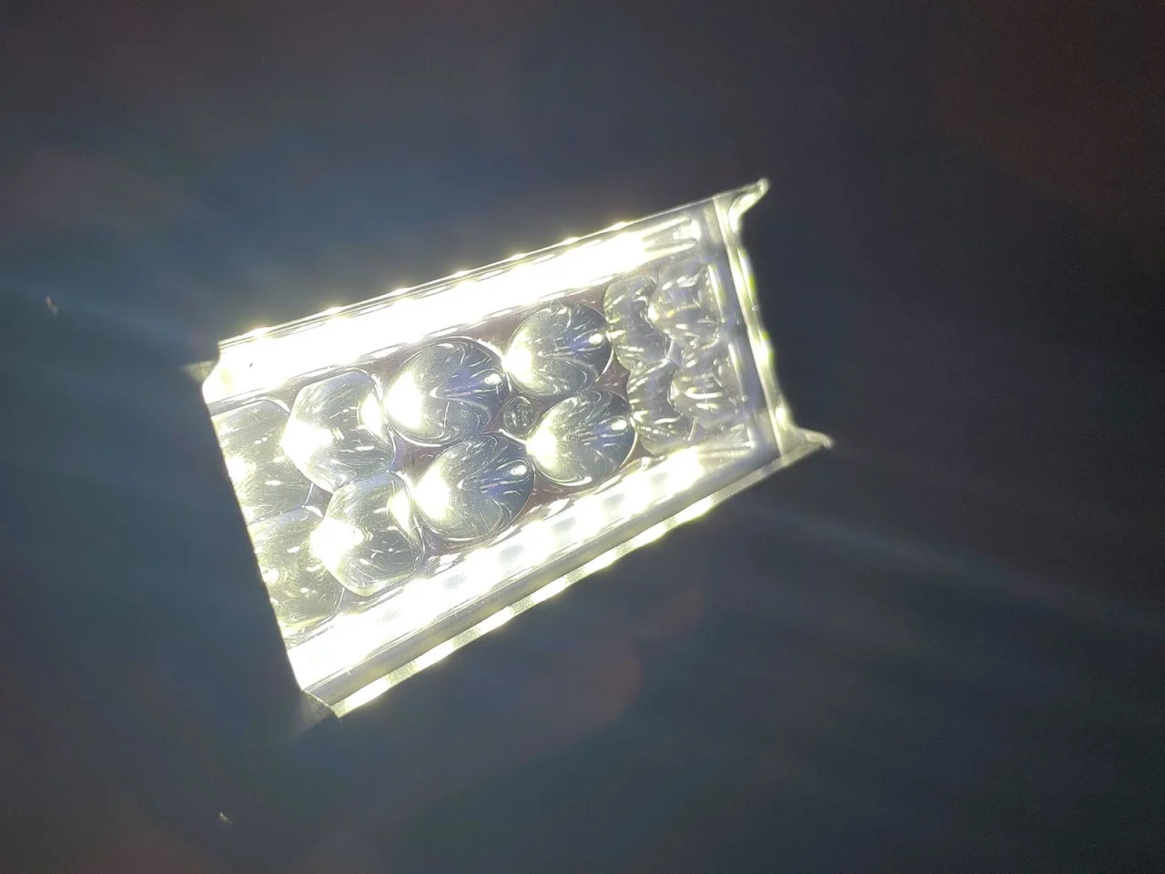 Halogen / Lampa robocza / Serwisowa 12/24V 28 LED 2240 lm — ujęcie 2