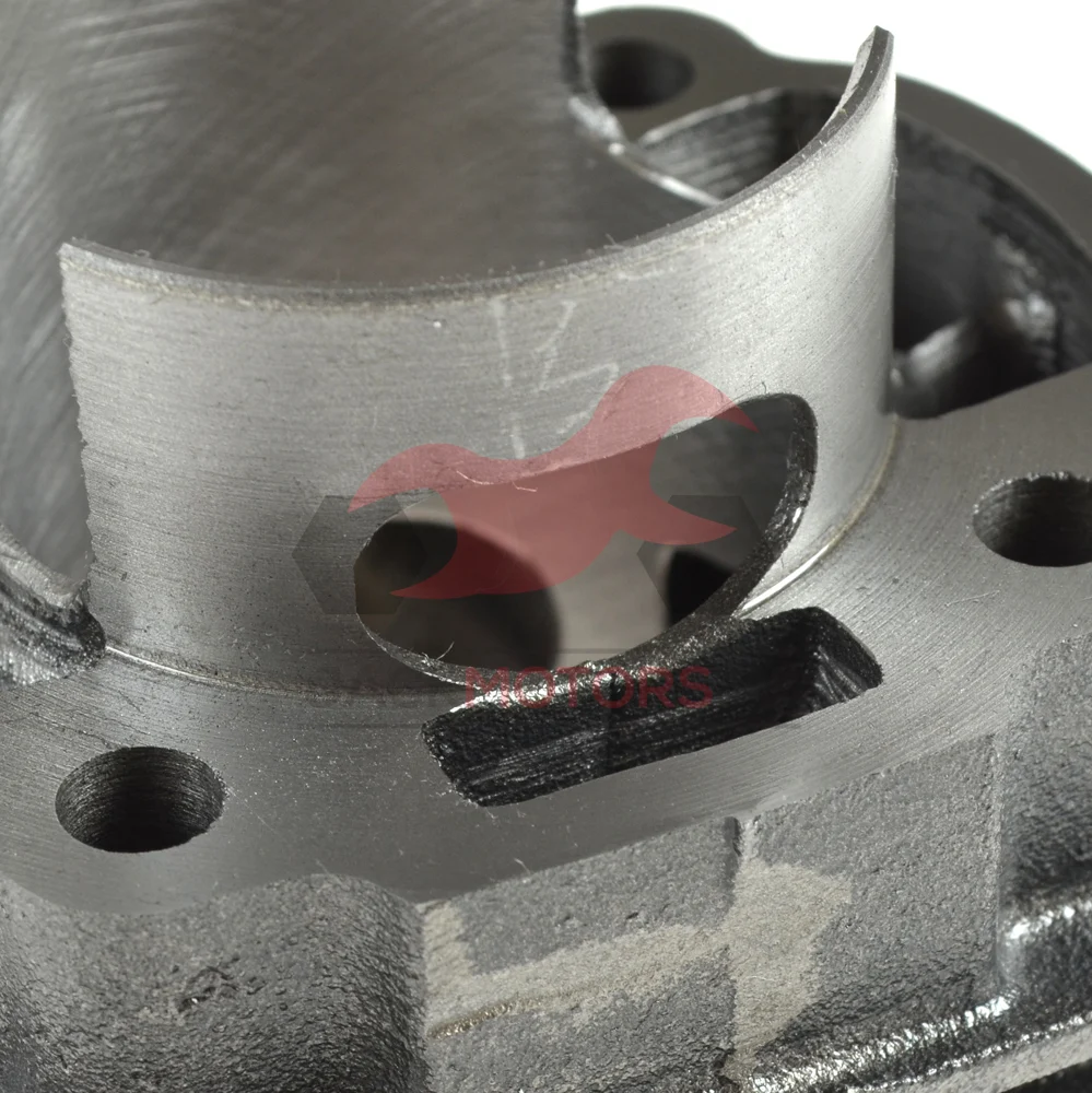 Cylinder 70 cm³ iron racing + tłok Barikit horizontal AC 10/12 mm · 12 mm — ujęcie 3