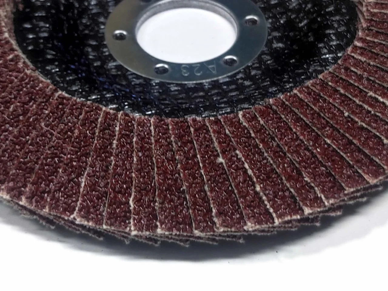 Tacza listkowa 125mm K40 POLAX do szlifowania — ujęcie 4