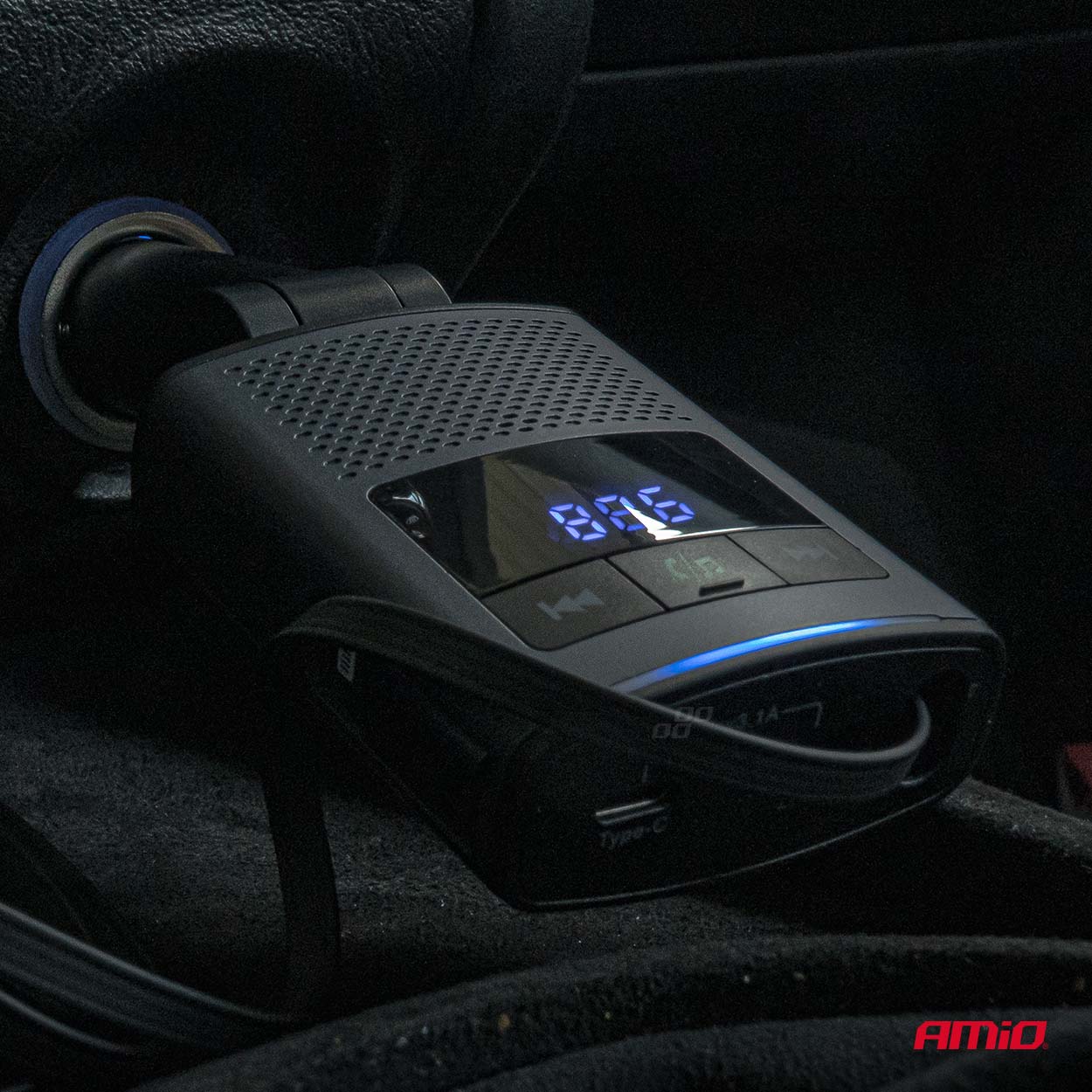 Transmiter samochodowy FM 1×USB-A 1×USB-C 12 V 24 V — ujęcie 2