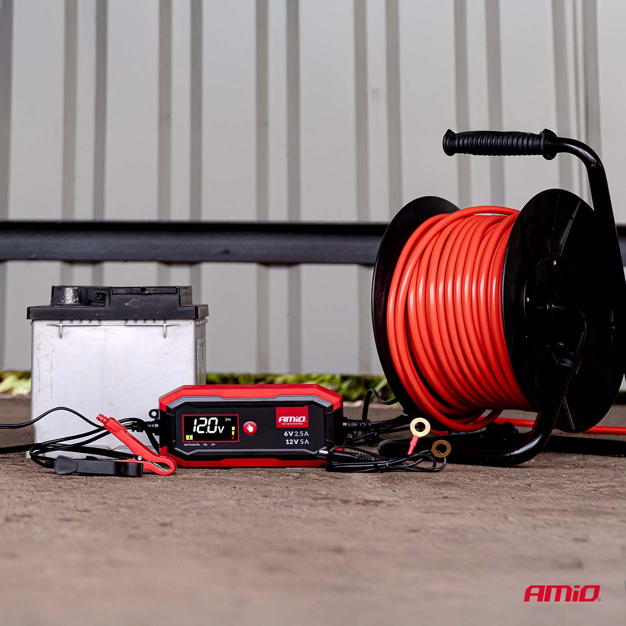 Prostownik cyfrowy AGM GEL STD LFP MAX 5A 6 V 12 V PRO — ujęcie 2