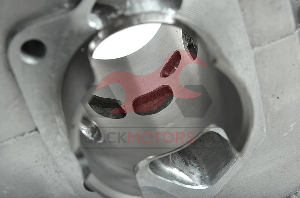 Cylinder Simson 70/4/3 racing EVO + tłok keystone/Barikit + głowica · tłok Barikit 1P — ujęcie 3