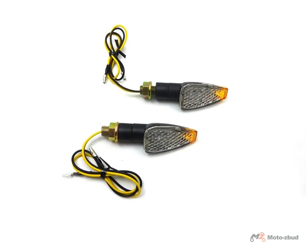 Kierunkowskazy (CH-1003-1) LED czarne (plastikowe / trójkątne / krótkie ramie) — ujęcie 2