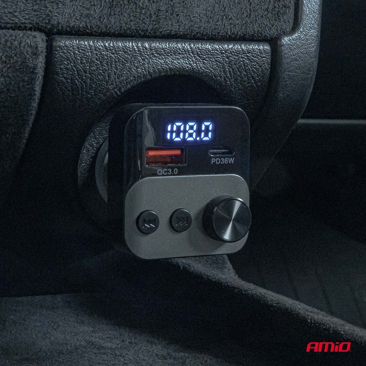 Transmiter samochodowy FM 1×USB-A 1×USB-C 12 V 24 V — ujęcie 2