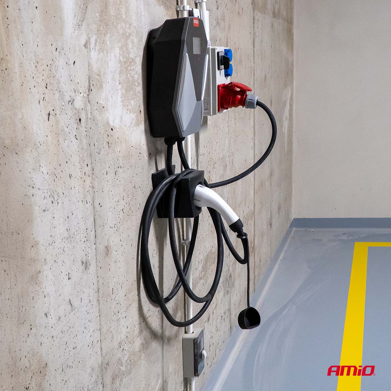 Ścienna ładowarka samochodu elektrycznego EV wallbox trójfazowa 11kW 16A 400V — ujęcie 7