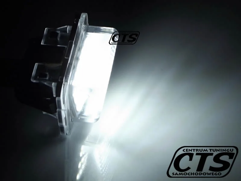 Oświetlenie tablicy Led NR38 MERCEDES W204 W216 W218 — ujęcie 2
