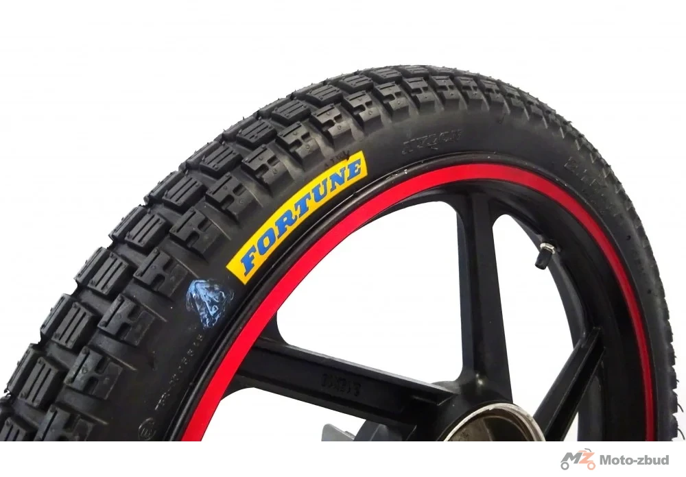 Opona motocyklowa 18 × 2.75 M879