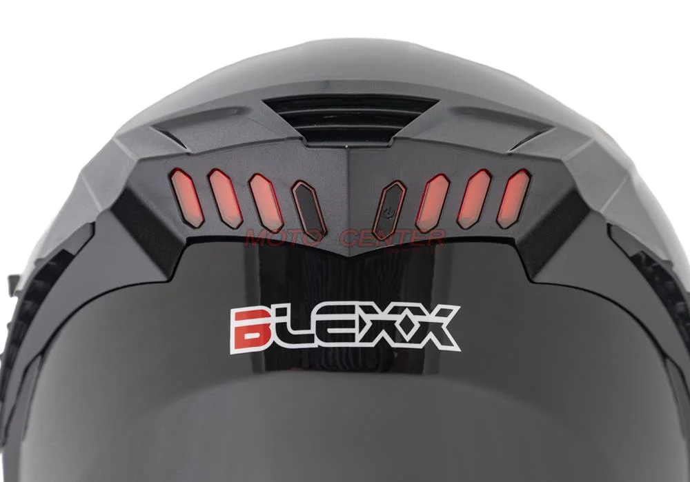 Kask zamknięty z blendą i lampą LED BLEXX FF953 czarny M ECER22.06 — ujęcie 7
