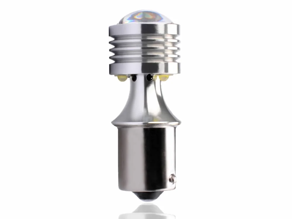 Żarówka BA15S 12V 4xSMD3030 LED biała M-TECH PLATINUM (1szt.) — ujęcie 3