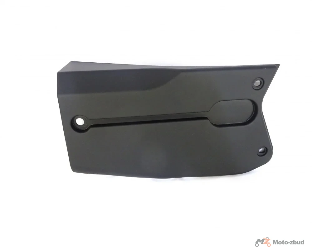 Junak M15 125 cm³ osłona ramy lewa (łańcucha napędowego) (czarny mat) (pod osłoną pod siodłem)