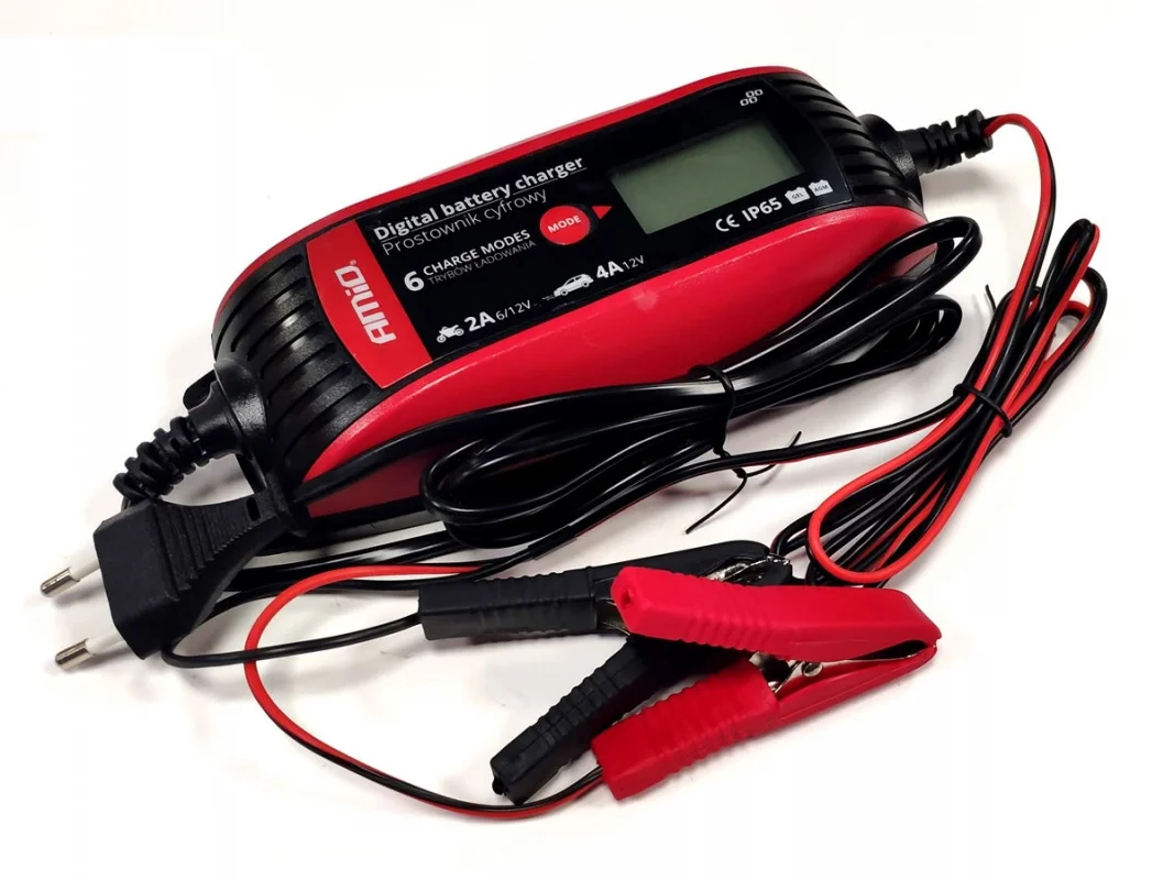 Prostownik samochodowy / ładowarka impulsowa (cyfrowa) 6V/12V 2A/4A AMIO DBC-4A — ujęcie 6