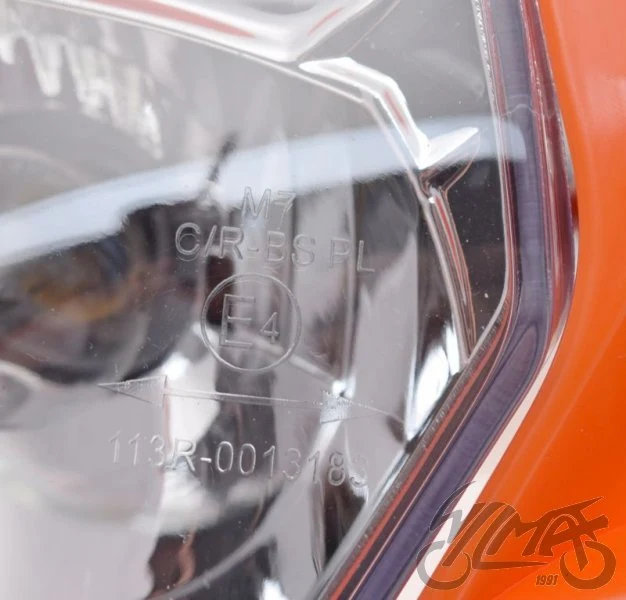 Pomarańczowa owiewka z reflektorem BA20D do KTM 390 Duke — AW2353 — ujęcie 4