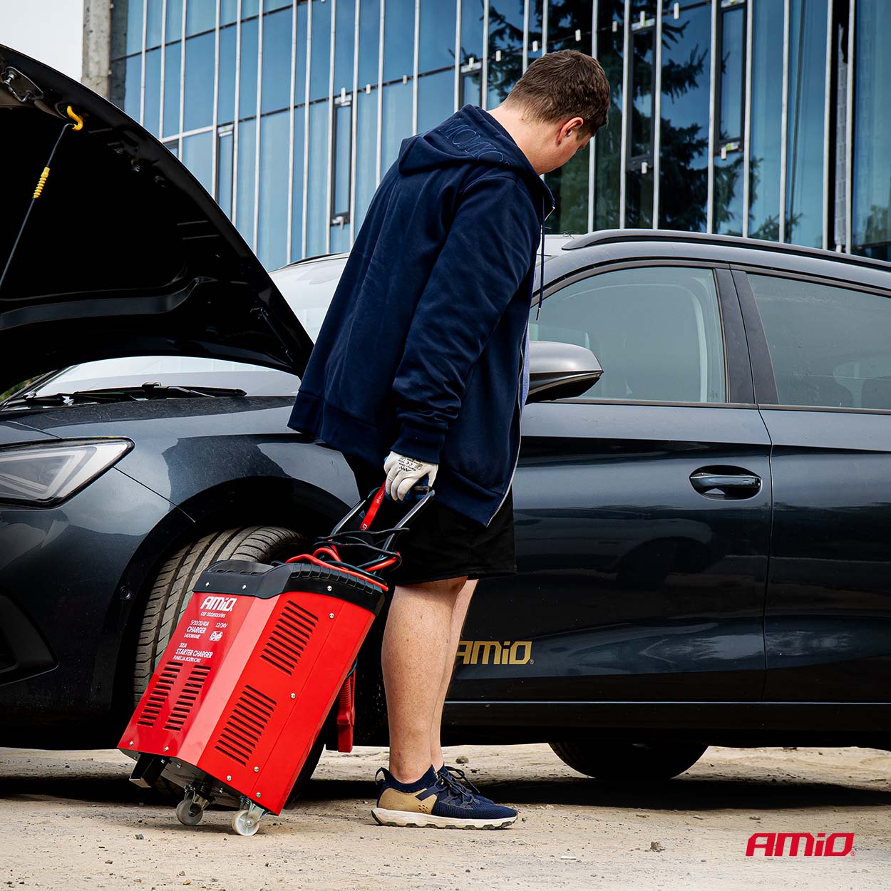 Prostownik z funkcją rozruchu 230 V max 40A 12 V 24 V rozruch 300A — ujęcie 5