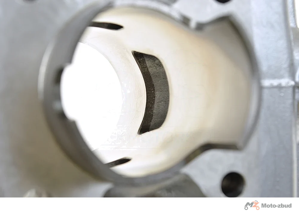 Cylinder Simson 60/4 sport MK2 + tłok MZA / keystone / Barikit kpl. · tłok MZA/Almot K20 2P — ujęcie 5