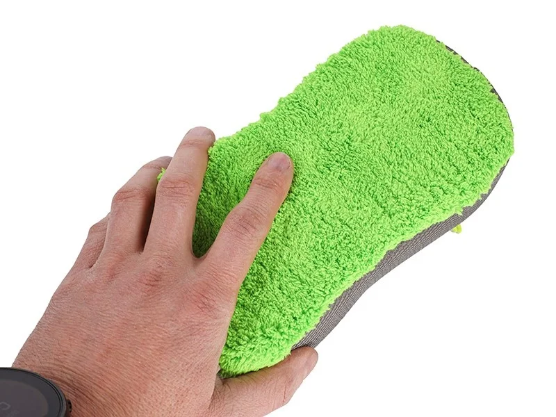 GĄBKA z MIĘKKIEJ MIKROFIBRY SIATKII DROBNEGO SZENILU 23x12x6 cm — ujęcie 6