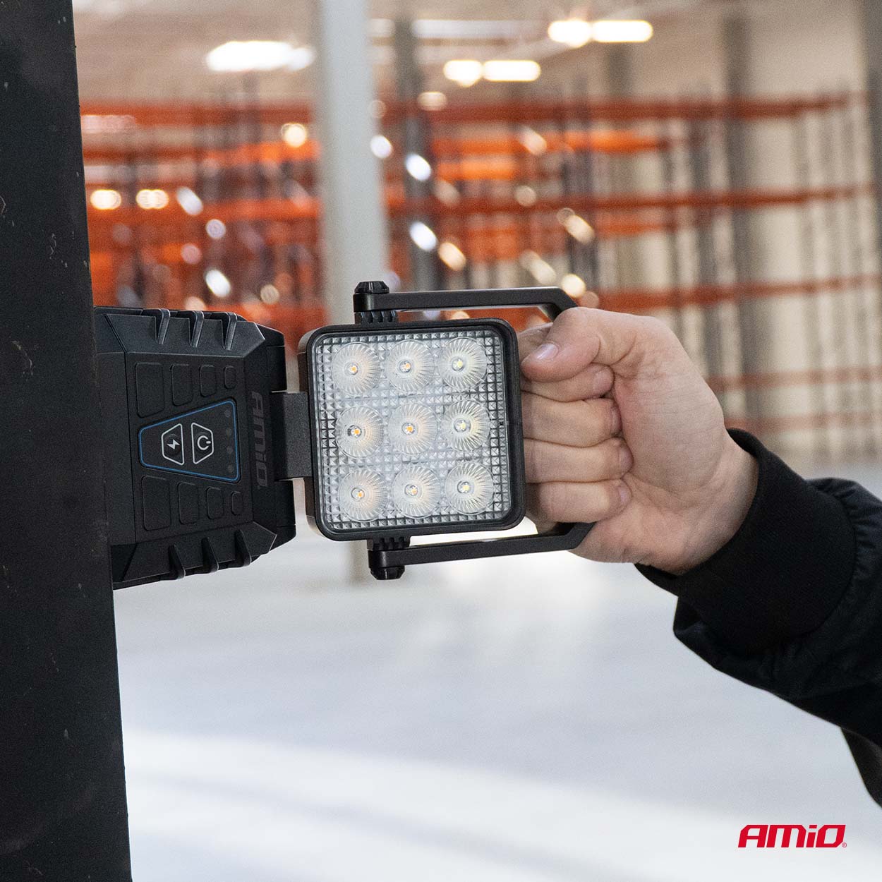 Lampa robocza przenośna biała z funkcją lampy ostrzegawczej 15 W (BATT) — ujęcie 4
