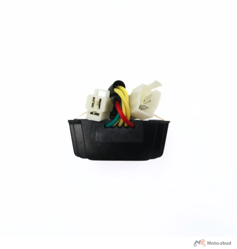 Junak SC125/XRAY125 regulator napięcia (2x kostka 2/3 piny) — ujęcie 2