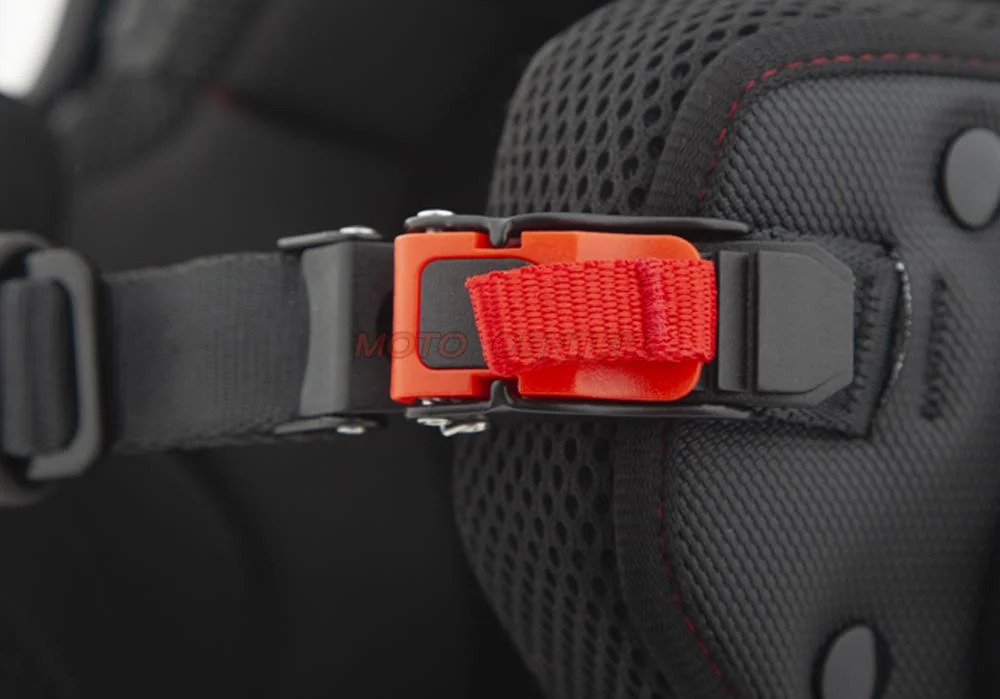 Kask motocyklowy otwarty z blendą City-Bike YA-662 czarny połysk rozmiar L Homologacja ECE 22.06 — ujęcie 5