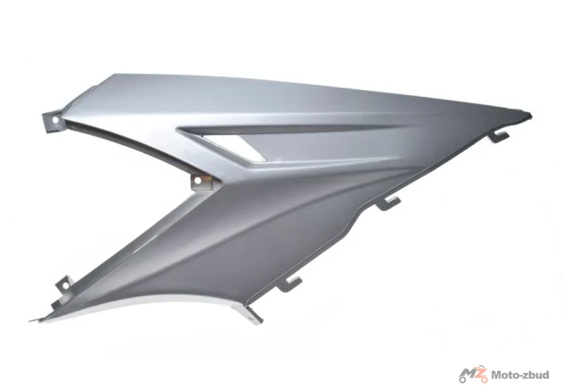 Plastik pod siedzenie przód srebrny prawy — Longjia XT50QT-K Exactly — ujęcie 2