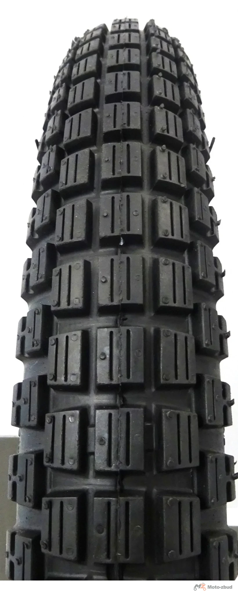 Opona motocyklowa 18 × 2.75 M879 — ujęcie 2