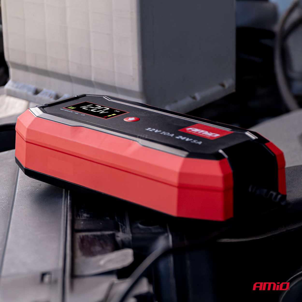 Prostownik cyfrowy AGM GEL STD LFP MAX 10A 12 V 24 V PRO — ujęcie 5