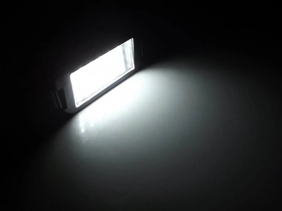 Oświetlenie tablicy Led NR90 HYUNDAI COUPE / i20 — ujęcie 3