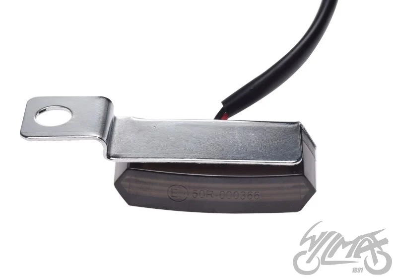 Kierunkowskazy LED chrom — 49 × 22 mm, komplet AM1489 — ujęcie 2