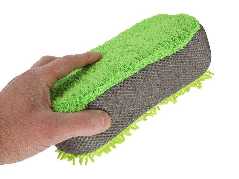 GĄBKA z MIĘKKIEJ MIKROFIBRY SIATKII DROBNEGO SZENILU 23x12x6 cm — ujęcie 4