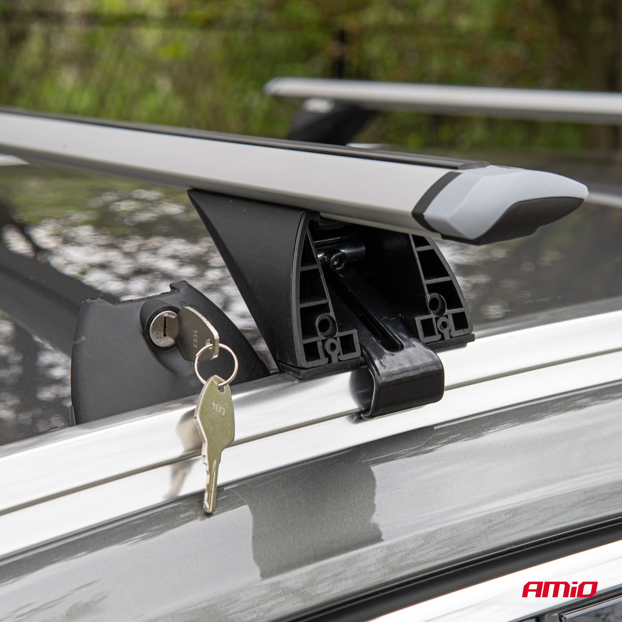 Poprzeczki dachowe aluminiowe na relingi zintegrowane CRR-03 — ujęcie 4