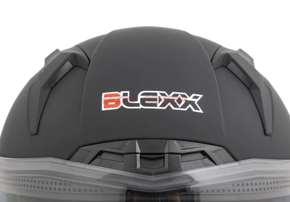 Kask zamknięty z blendą i lampą LED BLEXX FF953 czarny mat L ECER22.06 — ujęcie 5