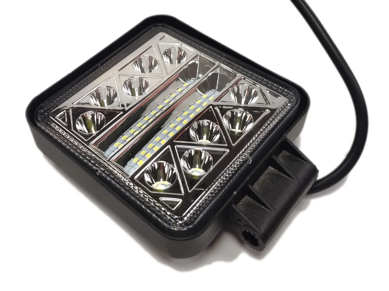Halogen / Lampa robocza / Serwisowa 12/24V 26 LED 2080 lm — ujęcie 4