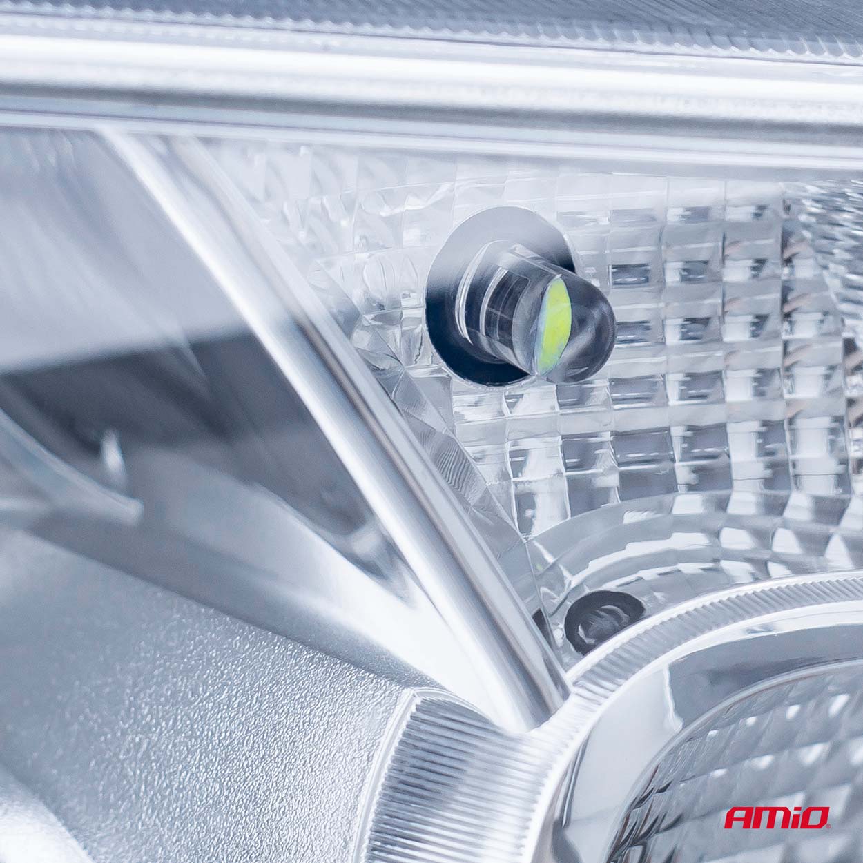 Żarówka LED STANDARD Clear White T10 W5W 12 V biała 100 szt — ujęcie 3