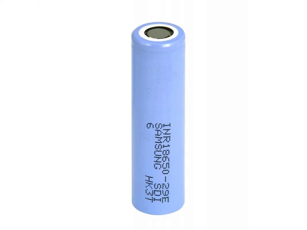 Akumulatorek 18650 Li-ion 2850 mAh Samsung (bez zabezpieczenia) — ujęcie 3