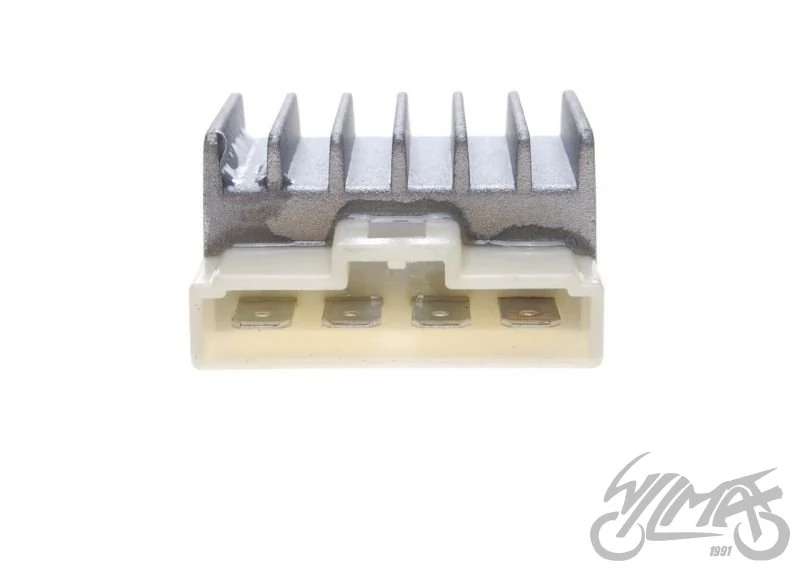 Regulator napięcia do Yamahy Jog 12 V — ujęcie 3