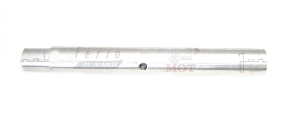 Junak M16 320 cm³ tuleja wahacza (2010-2013)