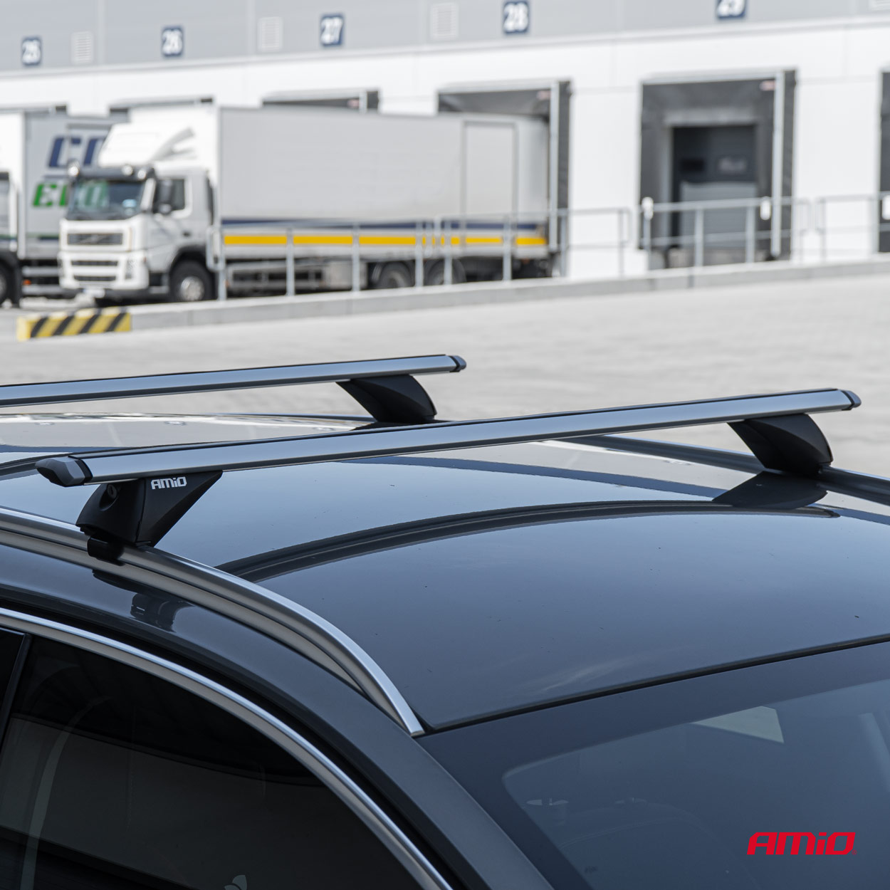 Poprzeczki dachowe aluminiowe na relingi zintegrowane CRR-03 — ujęcie 5