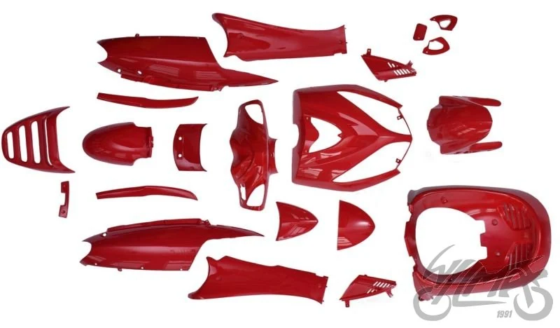 Zestaw plastików nadwozia QT-4 czerwony 2013 — ujęcie 1