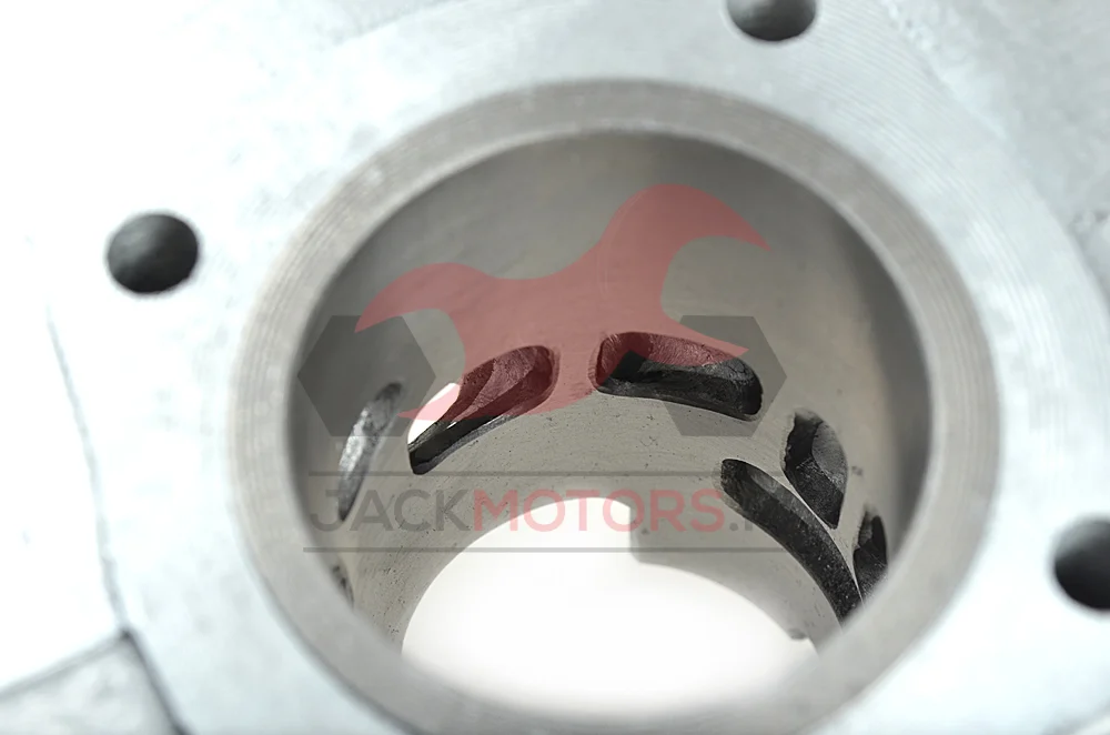 Cylinder Simson 70/6/3 racing EVO + tłok keystone/Barikit + głowica · tłok Barikit 1P — ujęcie 3