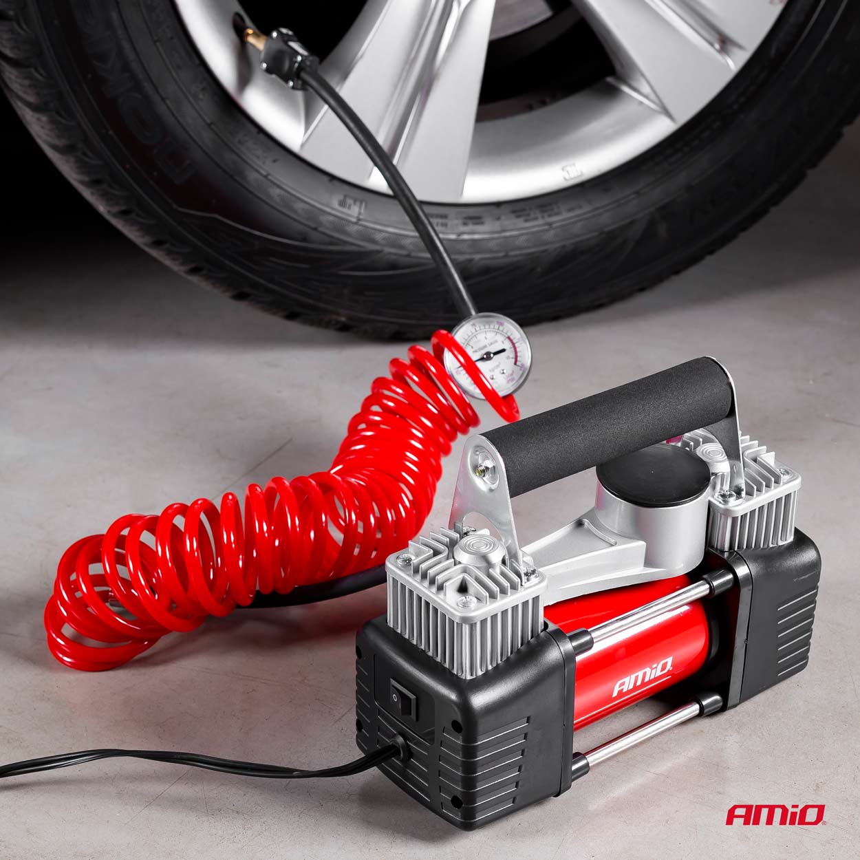 Kompresor samochodowy ACOMP-4 metalowy 12 V dwutłokowy — ujęcie 9