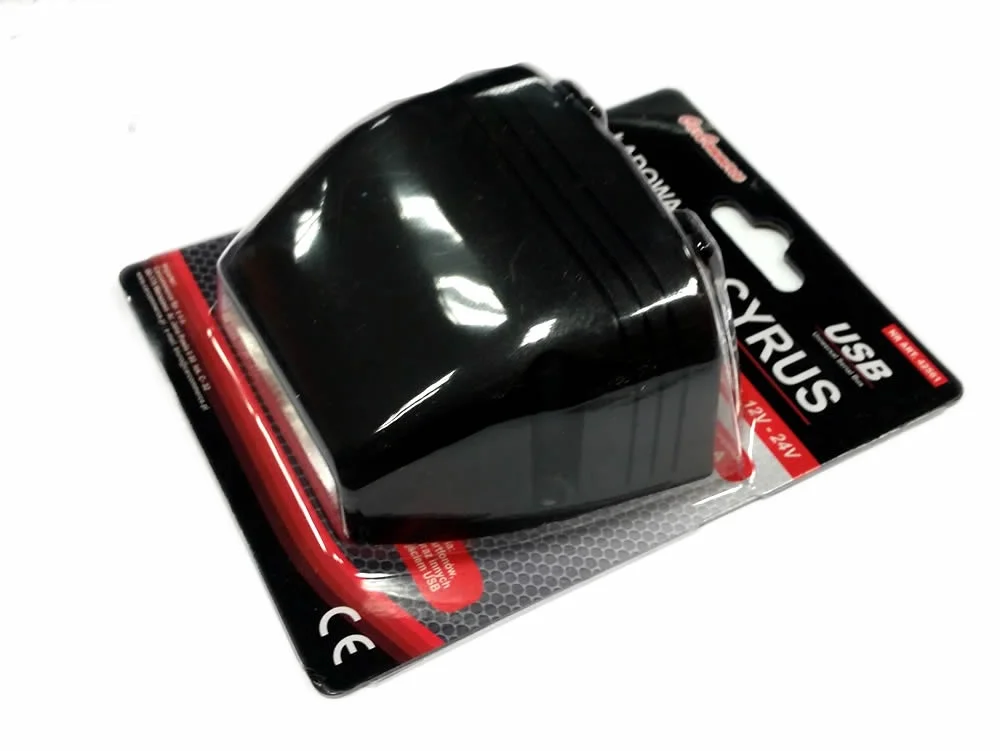 Ładowarka samochodowa 12/24V 2xUSB 2100mA+1000mA + gniazdo 12V CYRUS — ujęcie 2