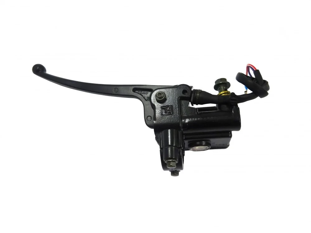 Junak 804/805 pompa hamulca hydraulicznego przód kpl. (czarna) prawa — ujęcie 2