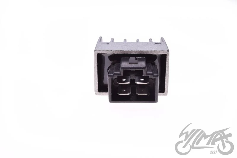 Regulator napięcia do Hondy 0060 — ujęcie 3