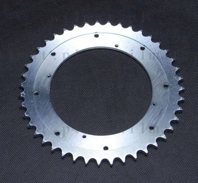 Zębatka tylna 43 zębów, 428H do WSK 125, stary typ, import — WS70018 — ujęcie 2