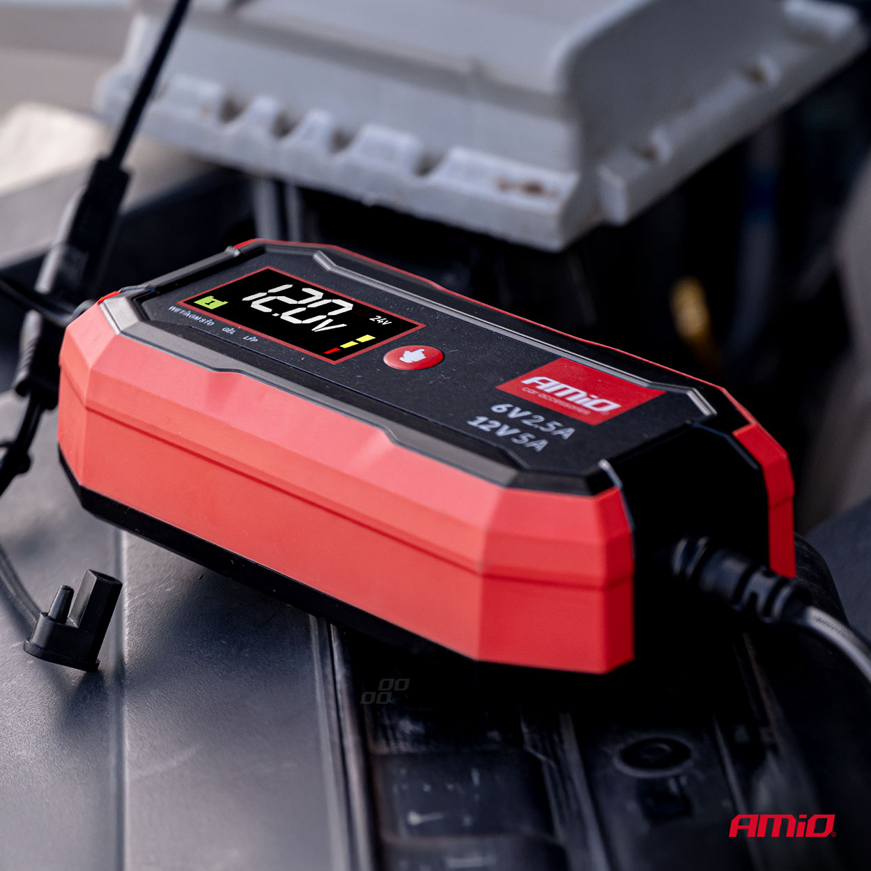 Prostownik cyfrowy AGM GEL STD LFP MAX 5A 6 V 12 V PRO — ujęcie 5
