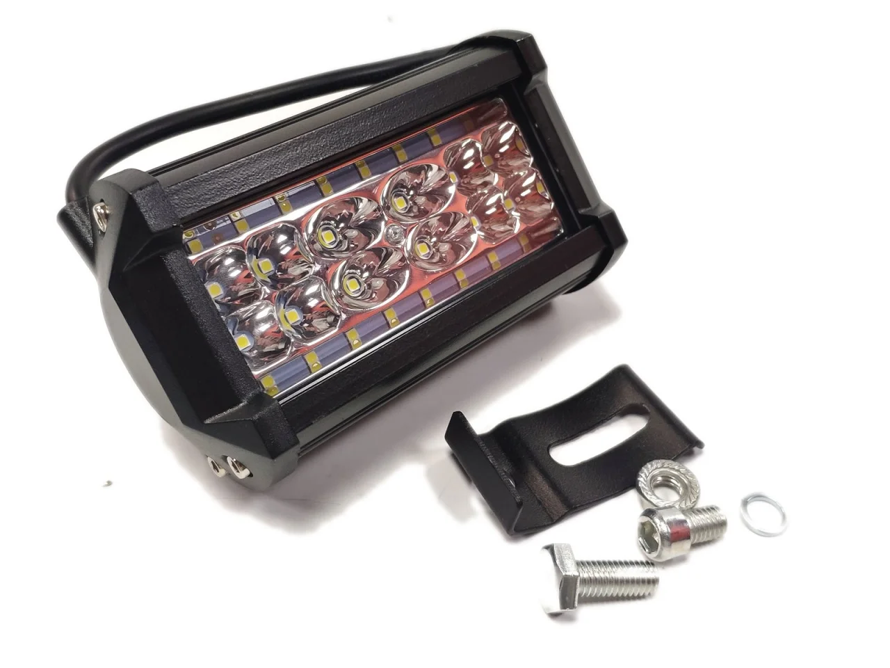 Halogen / Lampa robocza / Serwisowa 12/24V 28 LED 2240 lm — ujęcie 6