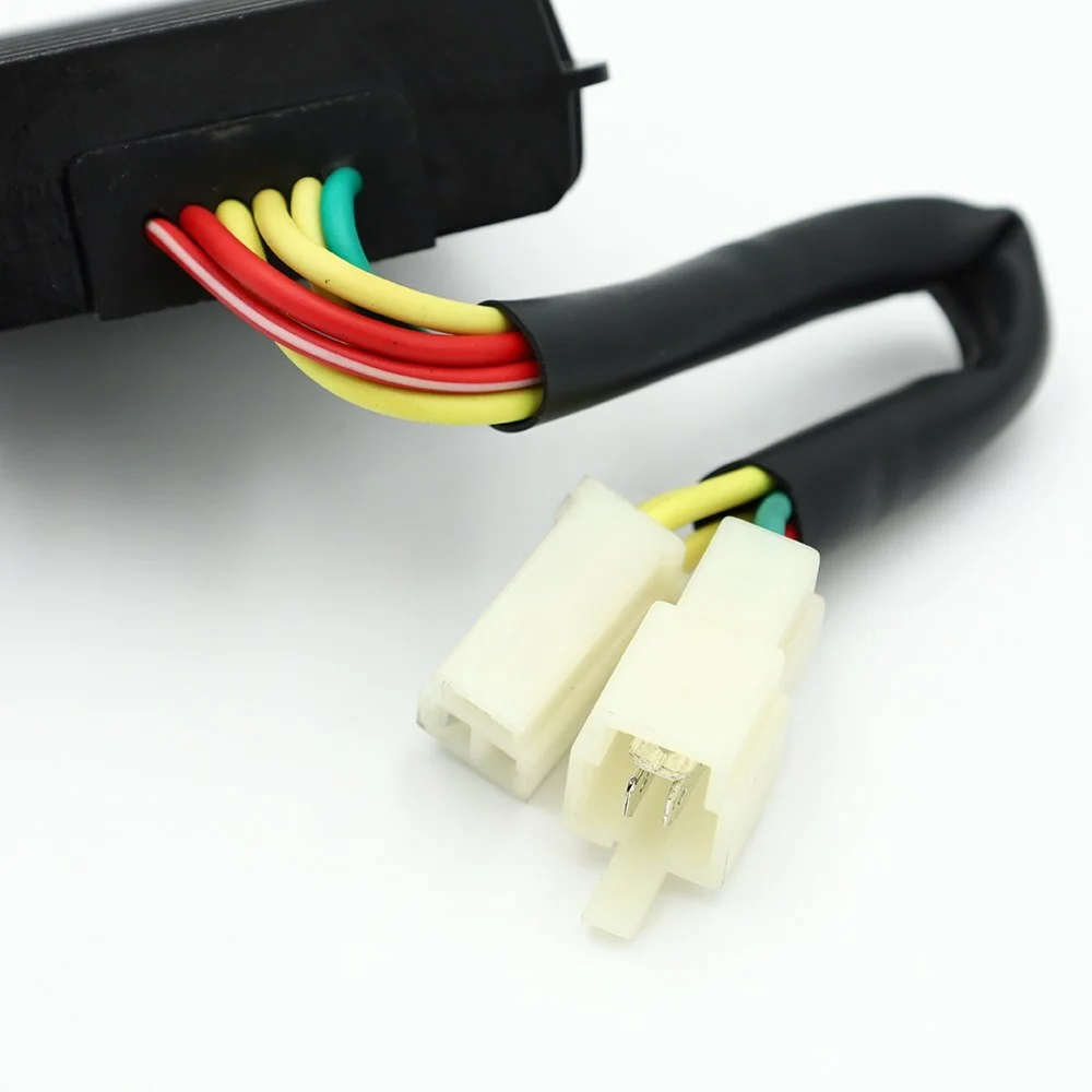 Junak ADV125 regulator napięcia (2x kostka 3/3 piny) — ujęcie 4