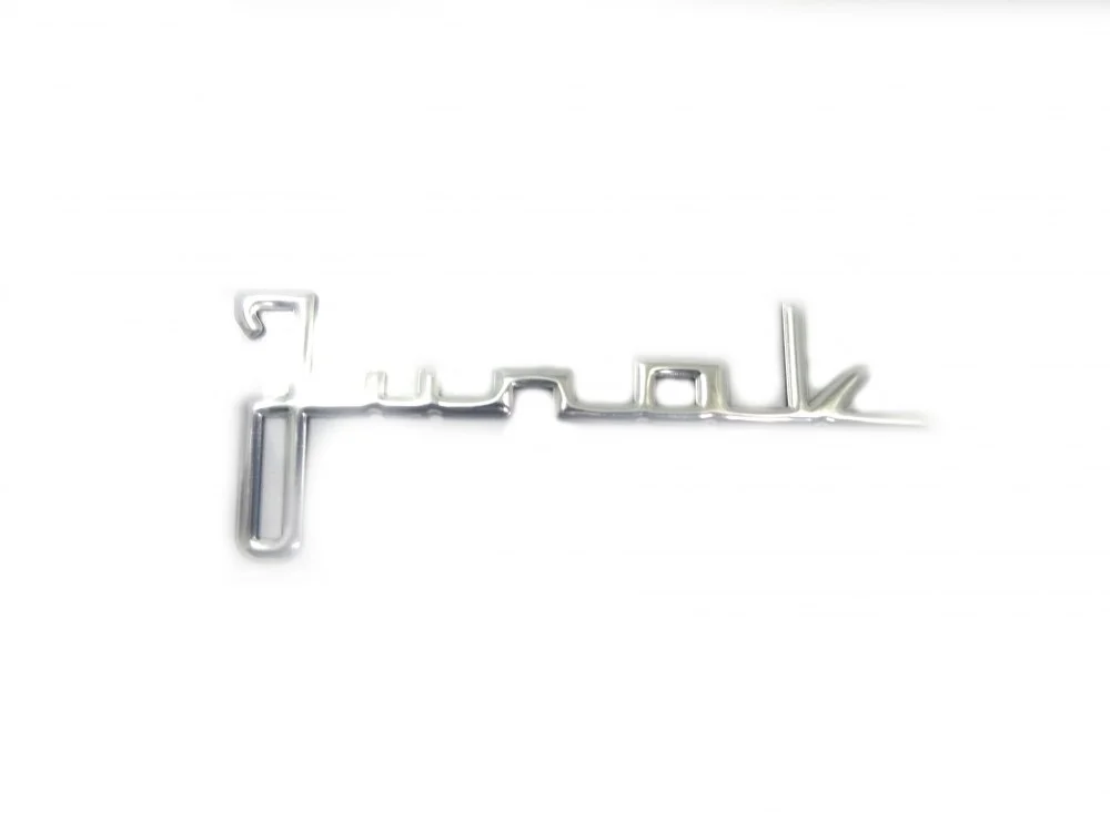 Junak 711 naklejka "Junak" (43 × 109) osłony reflektora przód (bocznej) (3D) (chrom)