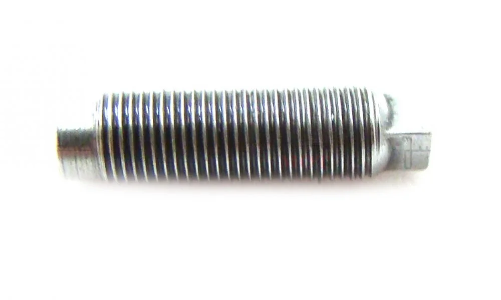 Junak M16 320 cm³ śruba regulacji dźwigni zaworów