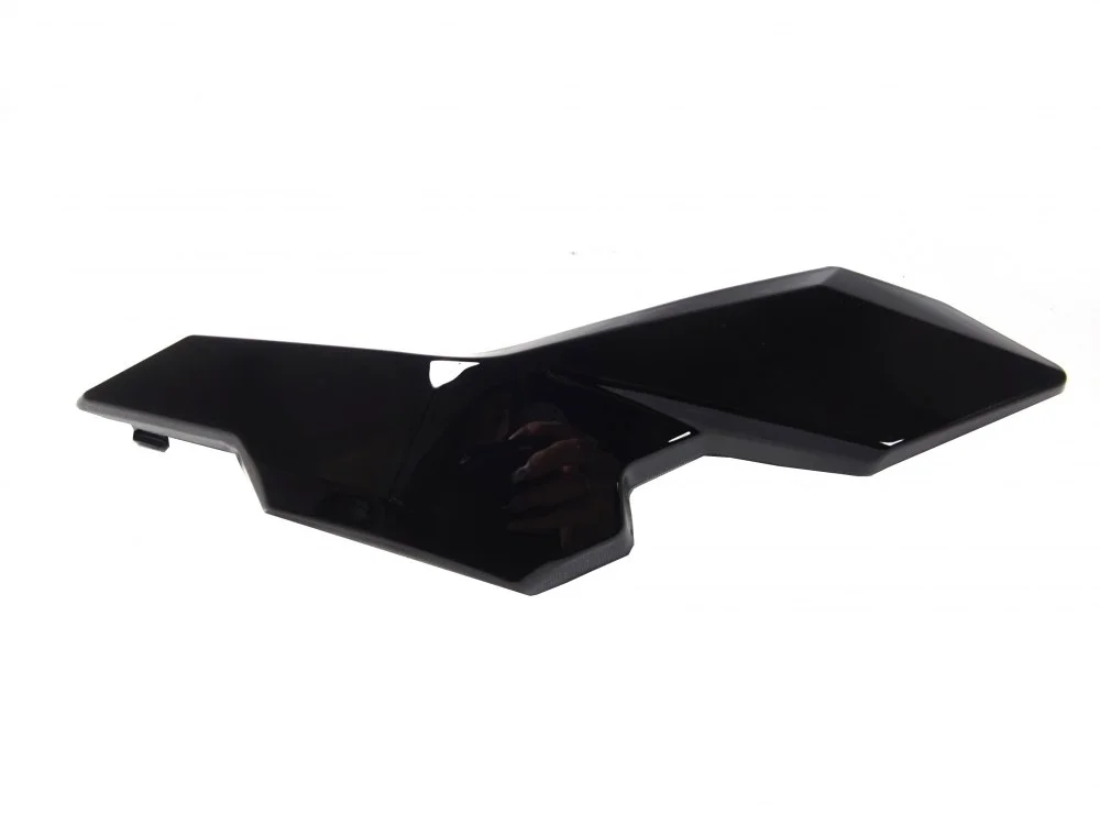 Junak ADV125 osłona zamykajaca osłonę główną reflektora przód lewa czarna — ujęcie 1